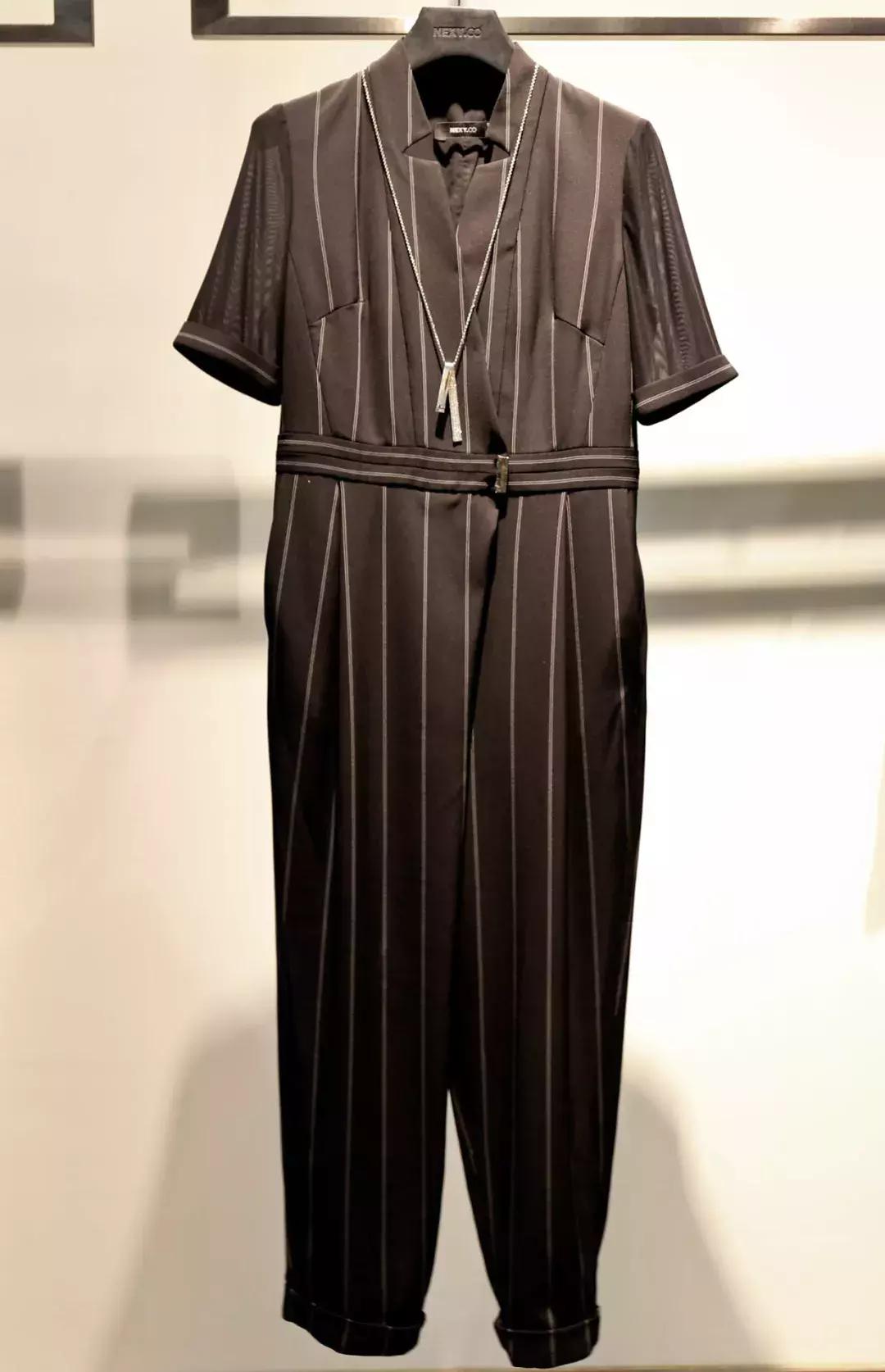 南方姑娘打扮被吐槽,南方有乔木穿女装