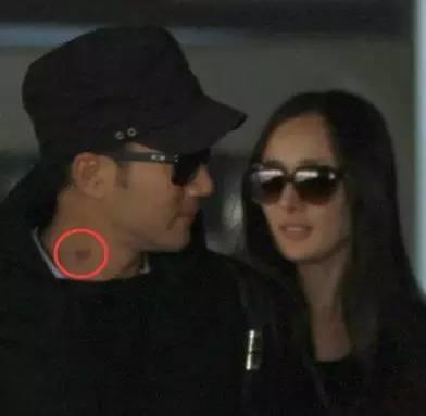 明星脖子上的“小草莓”太抢镜，赵薇甚至多次都能被拍到吻痕？