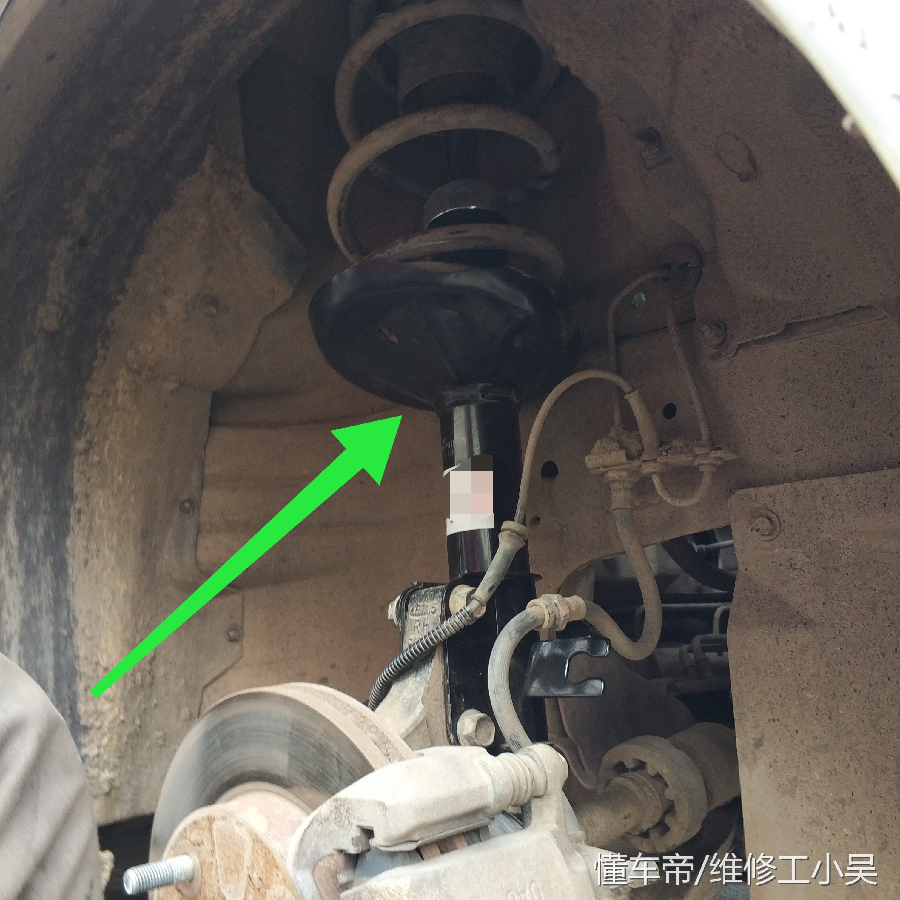 凯越汽车底盘异响维修大概多少钱,别克凯越底盘异响