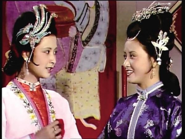 红楼梦姨娘中谁混的最好,红楼梦原著中谁最适合做宝玉姨娘