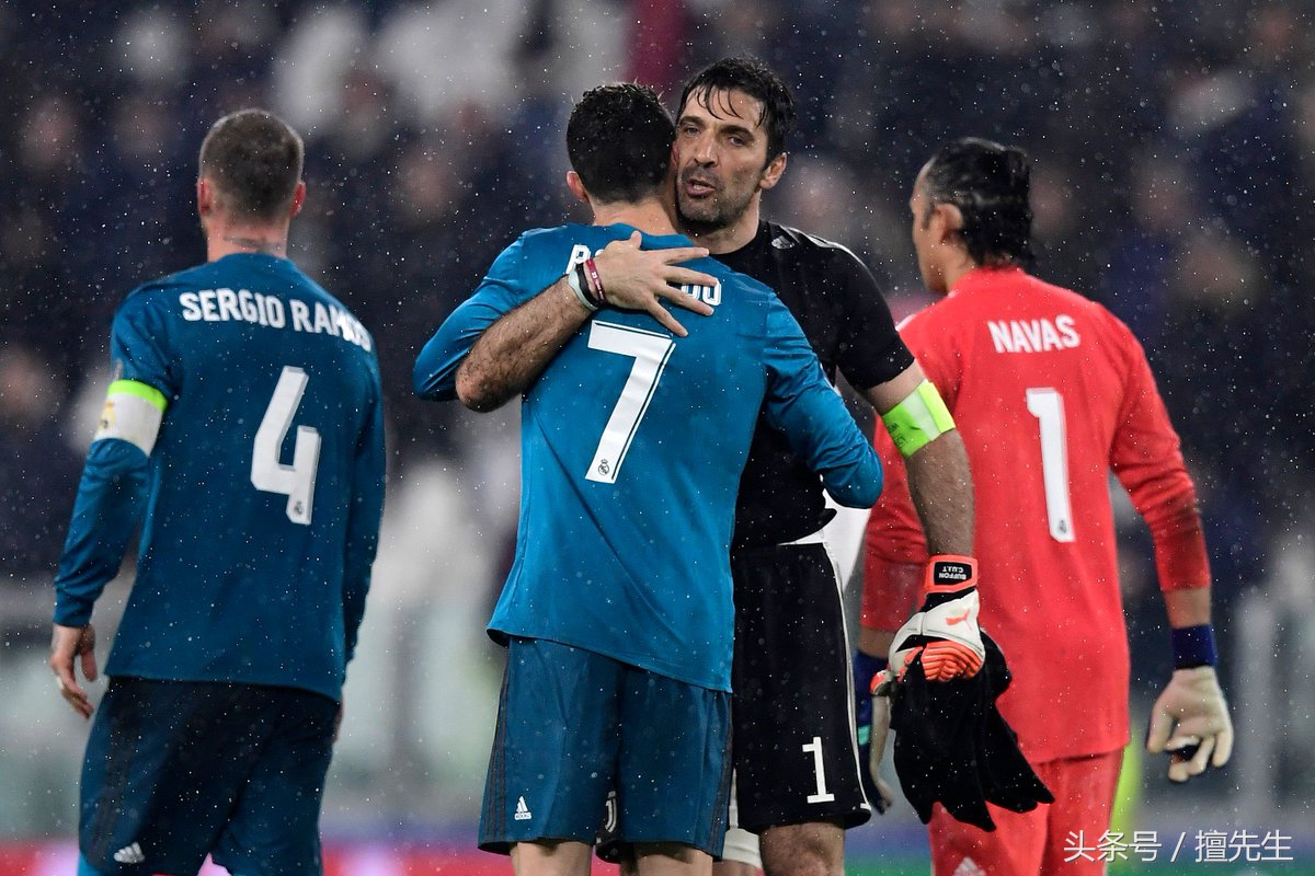 尤文c罗逆转马竞布冯,布冯冲c罗竖起大拇指高清背景图