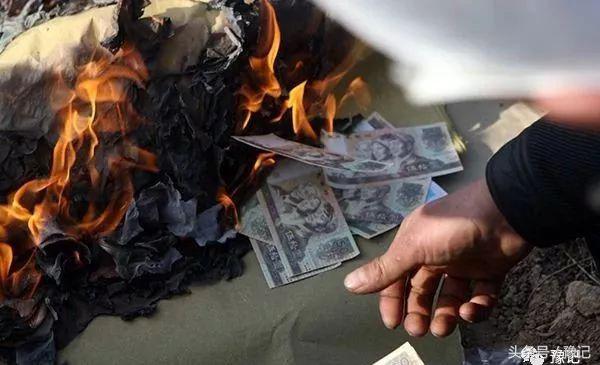 清明祭英烈告慰逝者,清明时节如何祭奠逝去的亲人