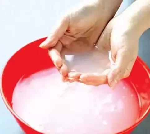 白色家电变黄怎么处理,白色家电表面发黄怎么恢复