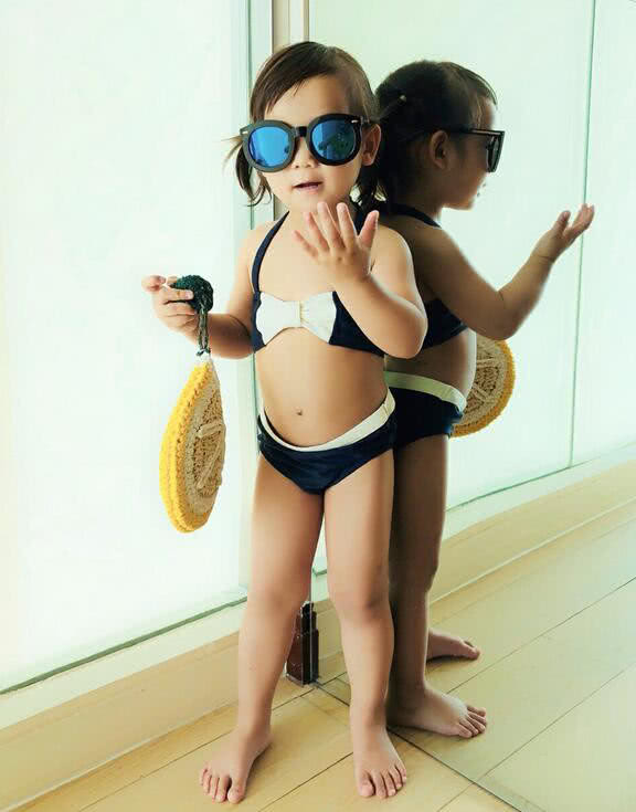 陈浩民老婆晒孩子照片,陈浩民妻子晒四个孩子照