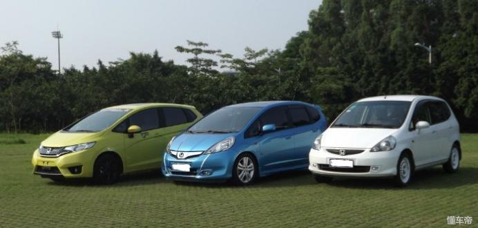 天籁公爵怎么区分08款和11款,怎样快速分辨天籁和公爵