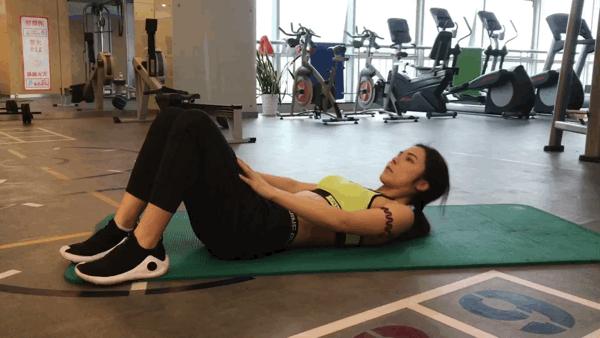 超强虐腹马甲线训练,人鱼线练腹动作