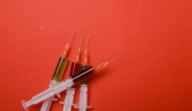 脊髓灰质炎：病毒一旦入侵神经系统就可在几小时内造成永久瘫痪