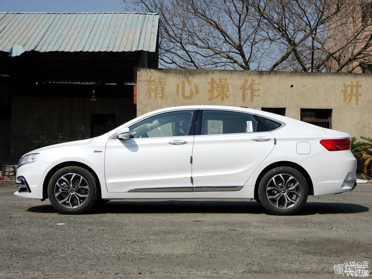 博瑞和红旗h5哪个性价比高,红旗h5和吉利博瑞