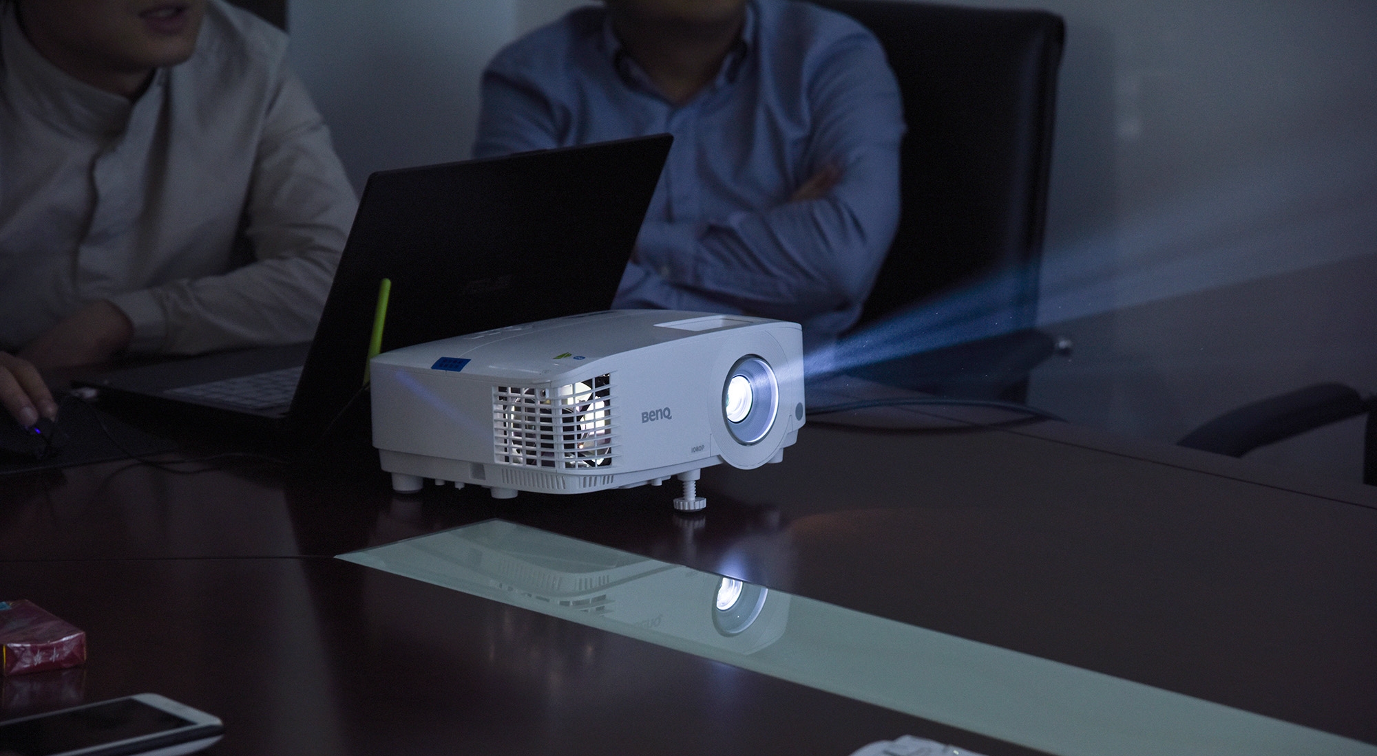 benqe580智能商务投影,benqe580投影仪