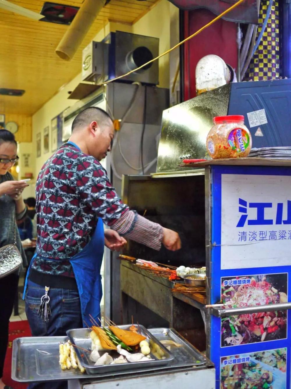 好吃又便宜的美食街成都,好吃街美食街成都