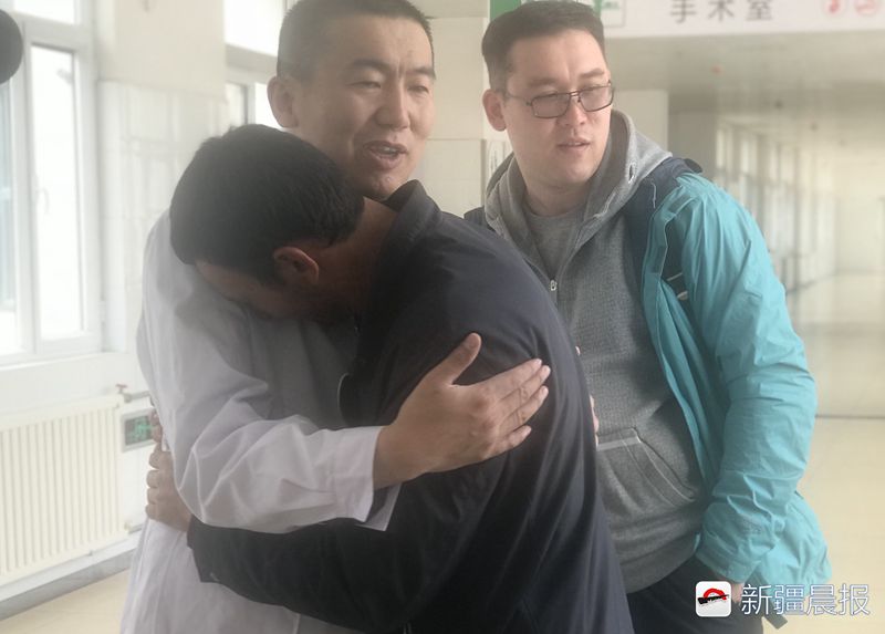 9个月婴儿疝气,疝气手术男童