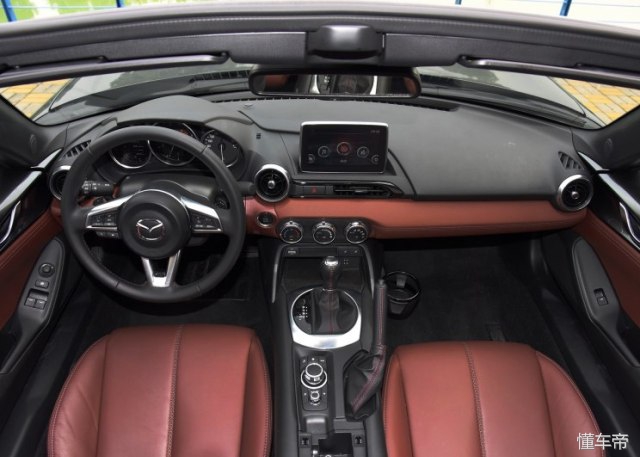 比较帅气又便宜的敞篷跑车排行,平民硬顶敞篷跑车有哪几款