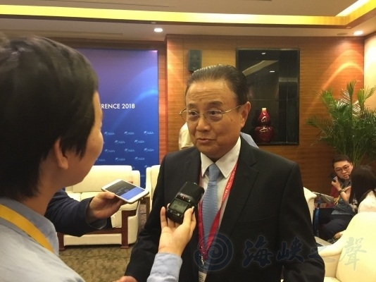 习*平近**会见萧万长现场一细节预示惠台31条政策牛肉必大波来袭