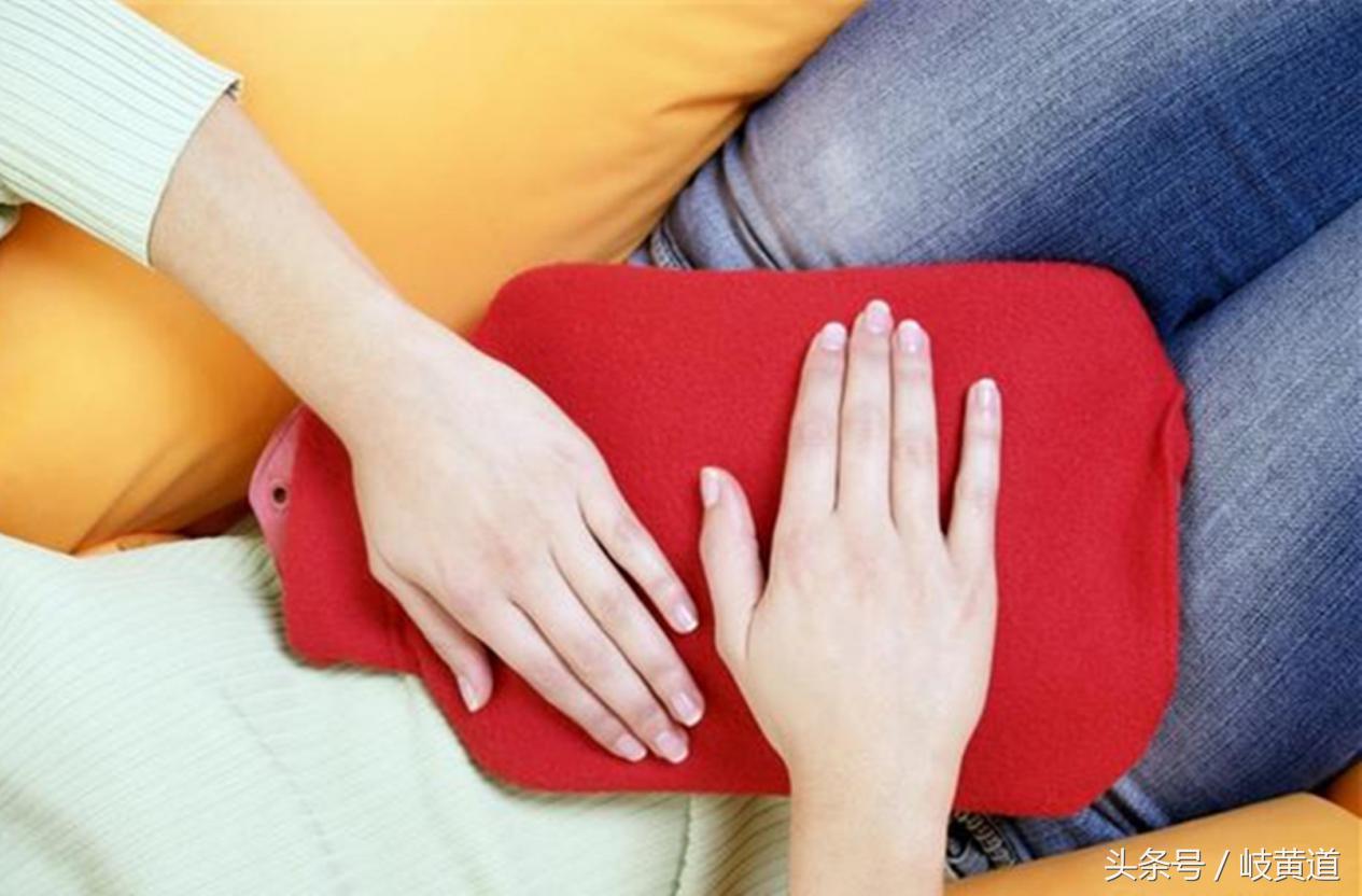 女性月经延后量少,月经有血块量少是宫寒