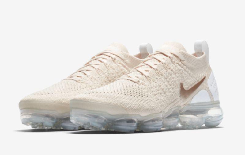 超百搭脚感超好的厚底鞋,女士厚底内增高白色波鞋