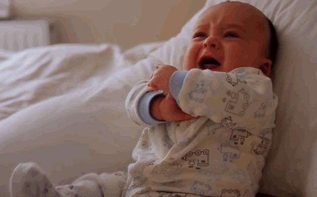 每个婴儿哭闹的原因和安抚的方法,婴儿哭闹的原因和安抚的方法