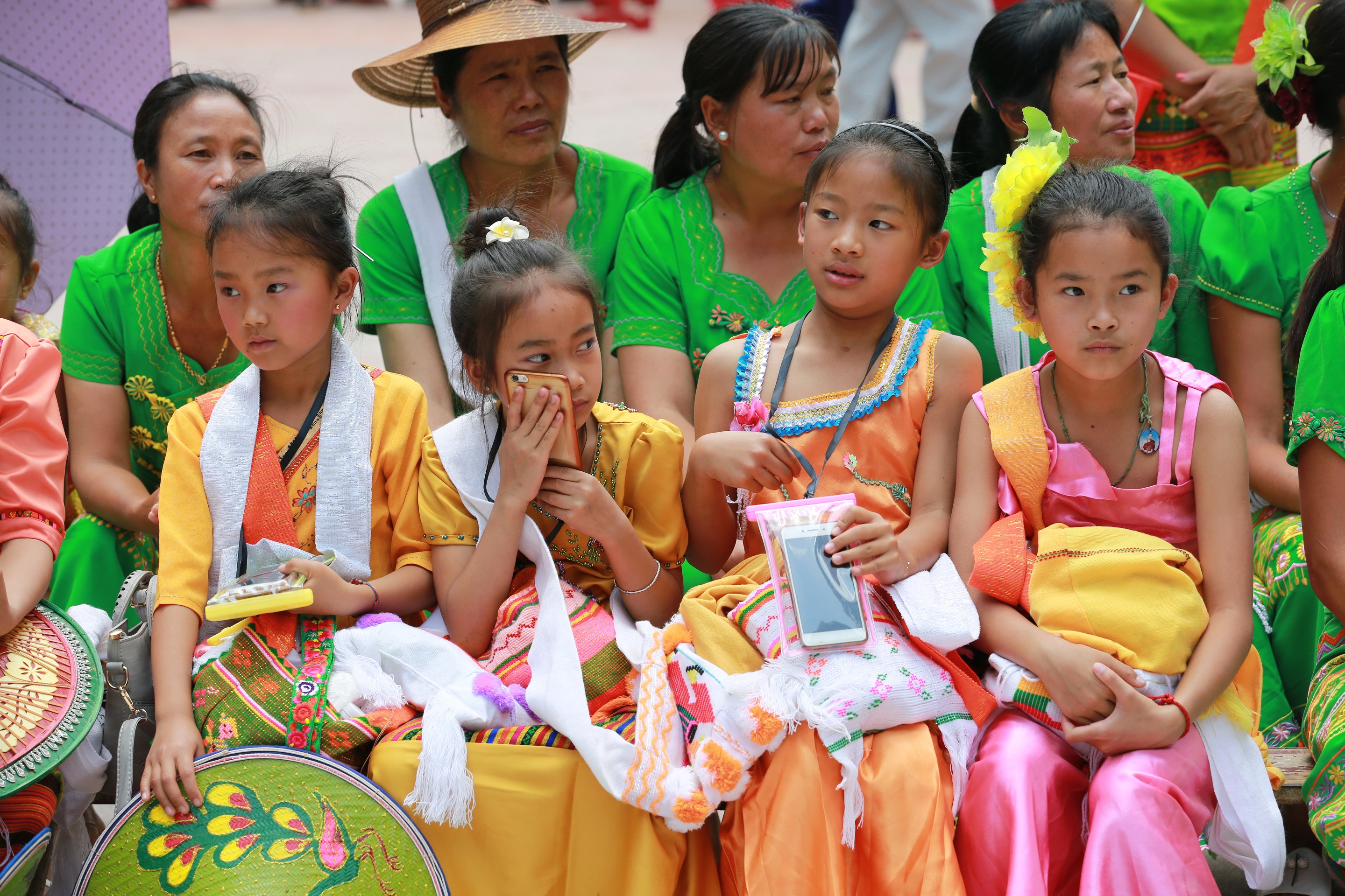 景洪泼水节今年还过吗,连山原生态景区皇后山泼水节
