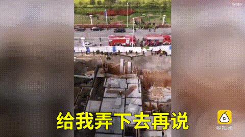 确认过眼神是警察要抓的人,确认过眼神你是加班人吗