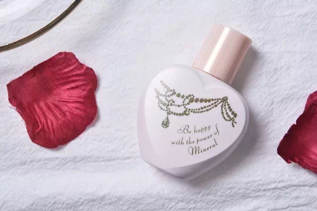 粉底买大牌还是平价,粉底选的好还怕无效妆