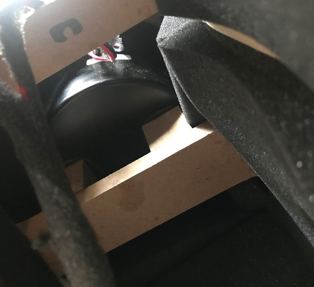 洛曼之声Emotiva 6S有源音箱！同级别性价比非常高的音箱