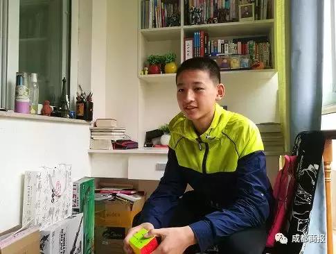 还记得汶川地震的敬礼娃娃吗,还记得汶川地震的他们吗