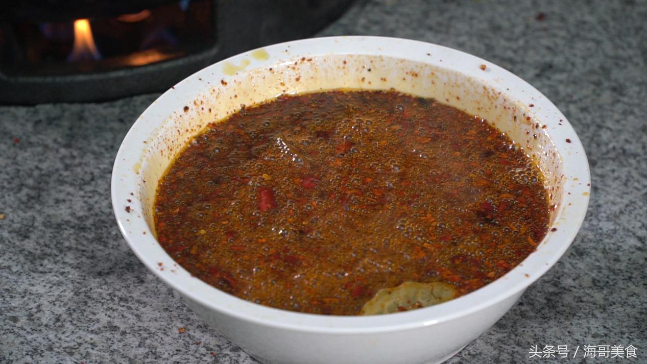 正宗川菜红油,川味红油怎么做才香又红又亮