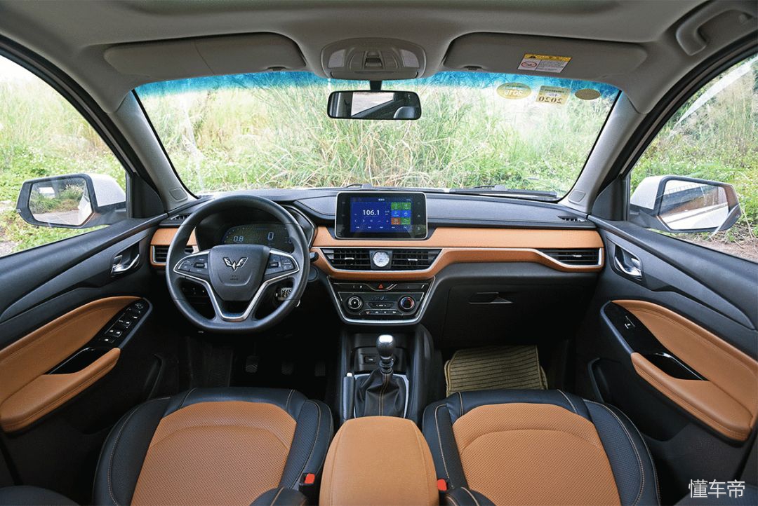 宏光suv新款多少钱,6万元左右的suv五菱宏光s