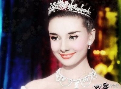 赫本梦露费雯丽等好莱坞十大明星,赫本和梦露图片大全