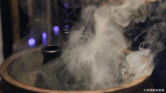 昆明姑娘最喜欢的日式小屋,一次性撸200串、喝10公斤都不嫌多