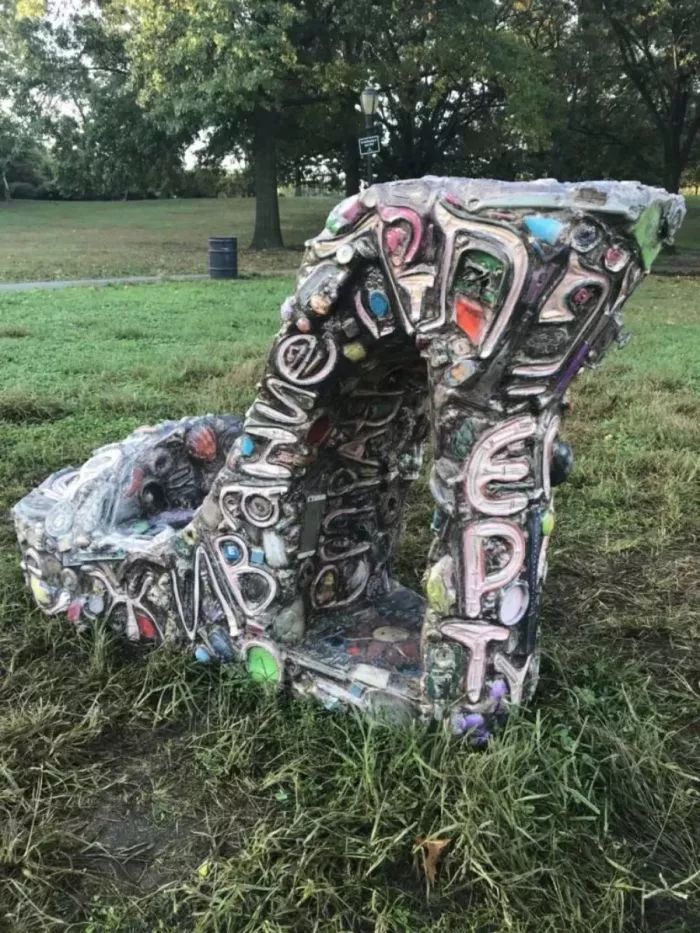 纽约公共艺术作品指南，在不经意间遇上艺术