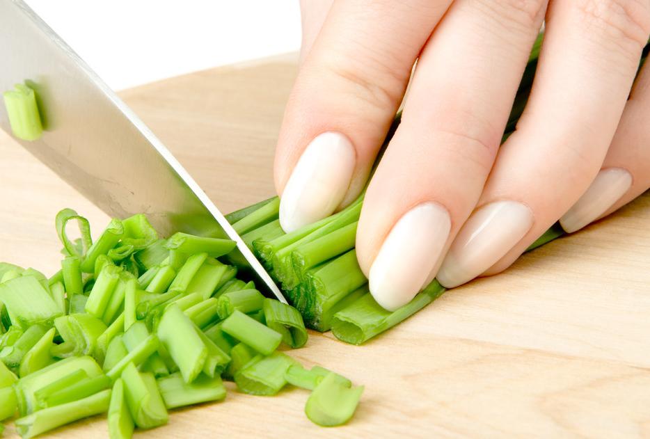 教你一招切菜小窍门,切菜小窍门手工