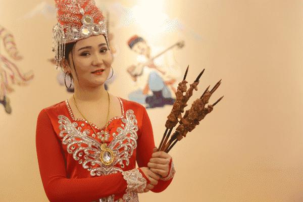 合肥的正宗*疆新**羊肉店，跨越千里空运而来，老板说假一赔店！