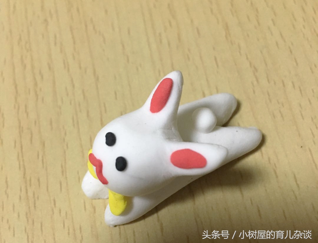 陪孩子做手工粘土,幼儿亲子制作黏土人