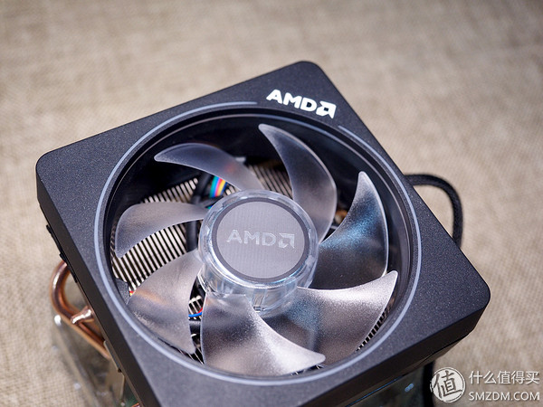 Zen+启动！船新组合RyzenR72700X+华硕ROGX470F—RGB开箱