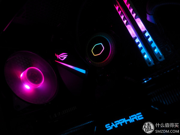 Zen+启动！船新组合RyzenR72700X+华硕ROGX470F—RGB开箱