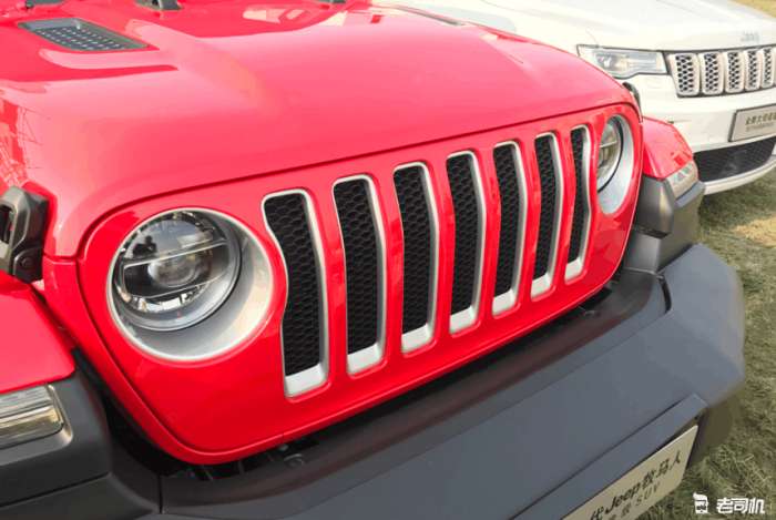 牧马人rubicon自动敞篷版试驾,jeep新牧马人rubicon海外售价