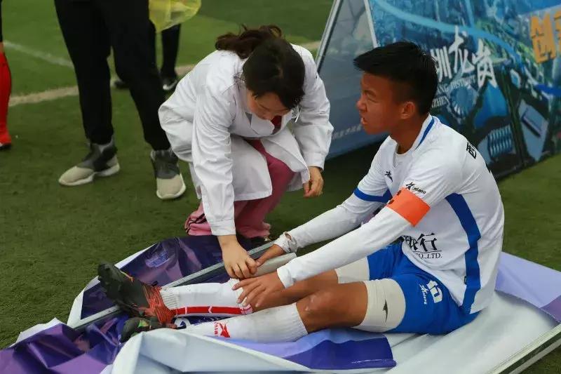 每个热爱足球的人都有自己的心,人为什么热爱足球