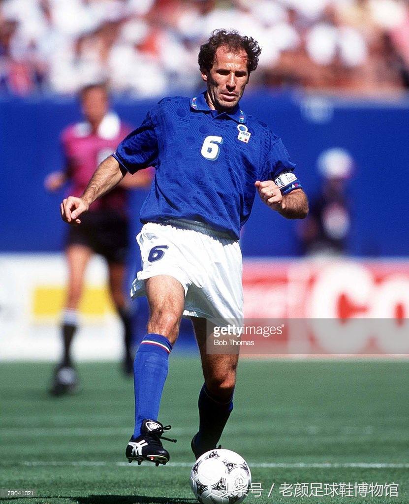 1994世界杯足球鞋回顾视频,2010世界杯足球鞋款式