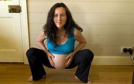 孕12周胎盘低置有宫腔积液怎么办,12周孕妇b超显示胎盘低置有危险吗