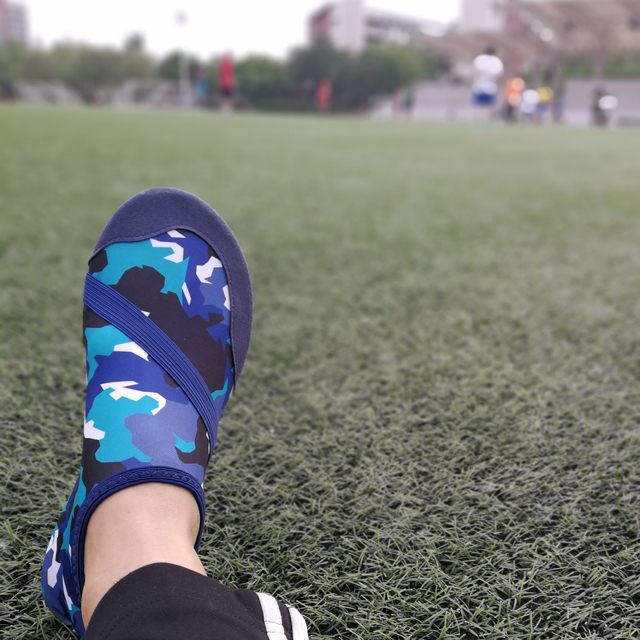 弹力鞋测评,超轻透气弹力鞋