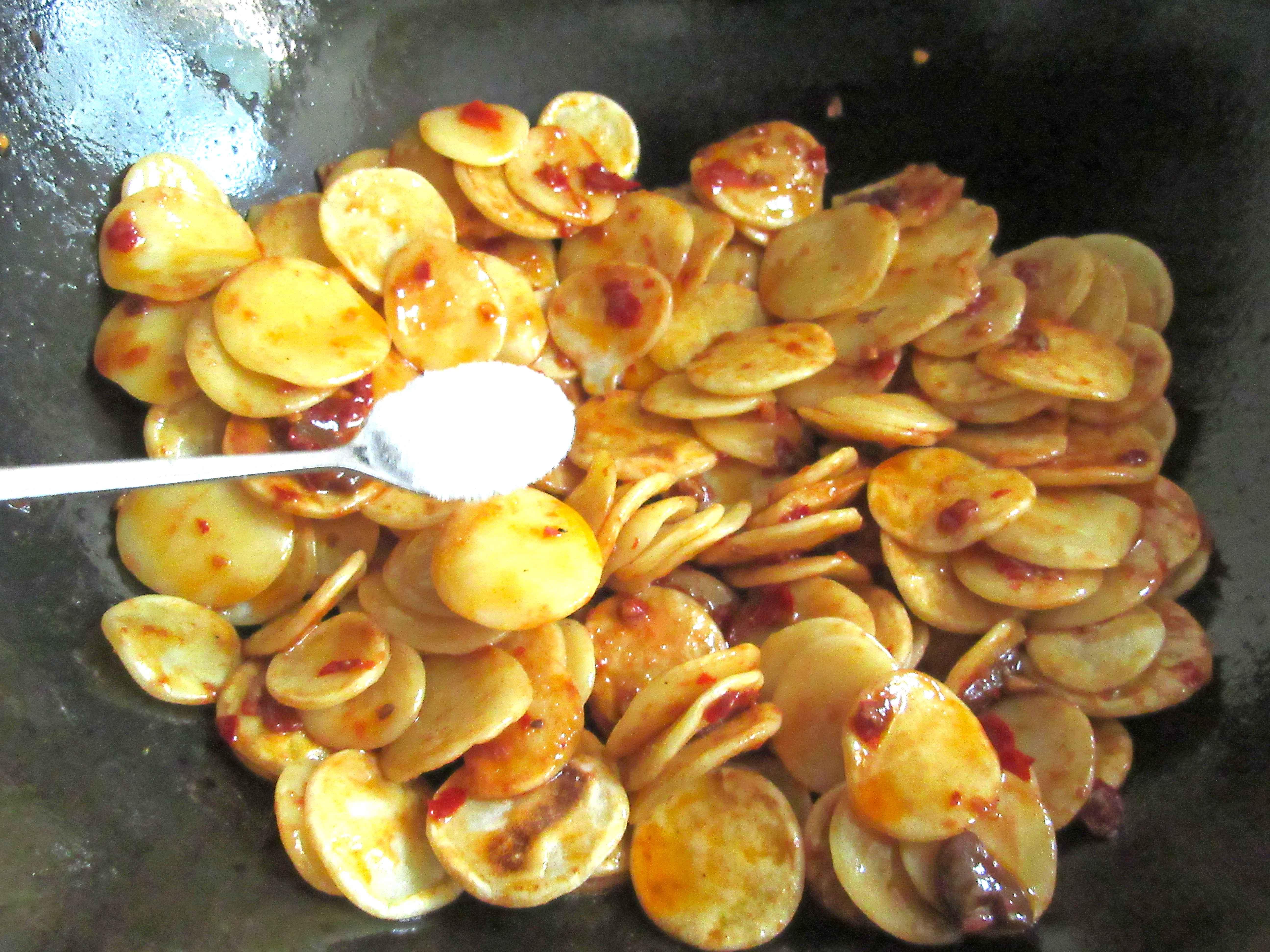 土豆绿豆饼的做法,土豆片绿豆饼