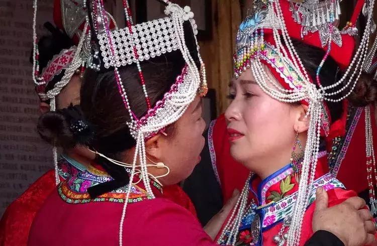 鐣叉棌椋庢儏鎽勫奖,杩愭渤鐣旂殑缇庢櫙