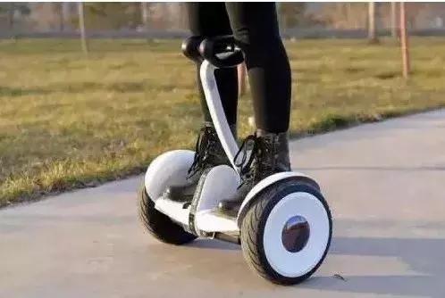 带你装逼带你飞铲车视频,悬浮滑板推荐