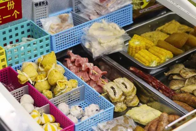 结婚12年，台湾夫妻在厦大旁开了家“黑”店，专治小确丧……