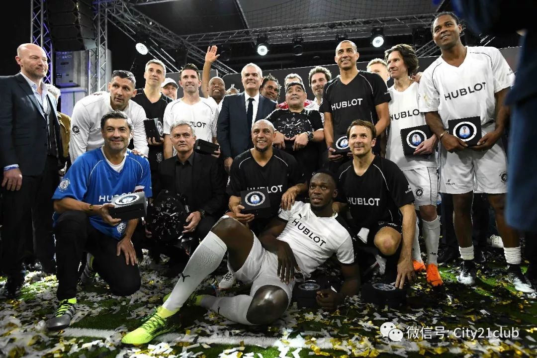 选择一组手表,选择一块腕表