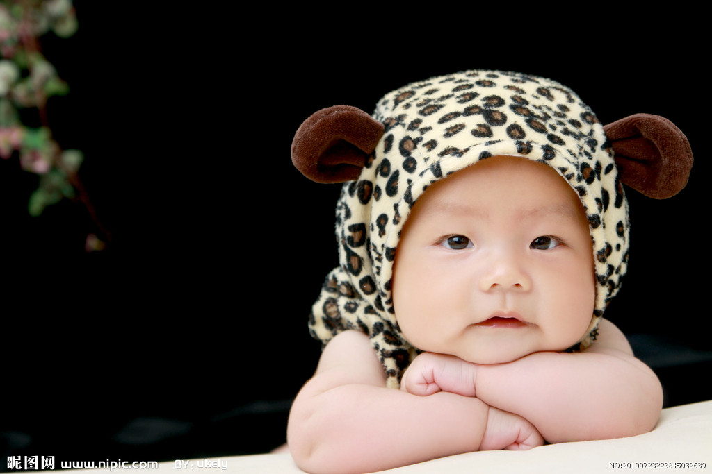 孕妈妈阵痛,孕妇自然分娩的利弊