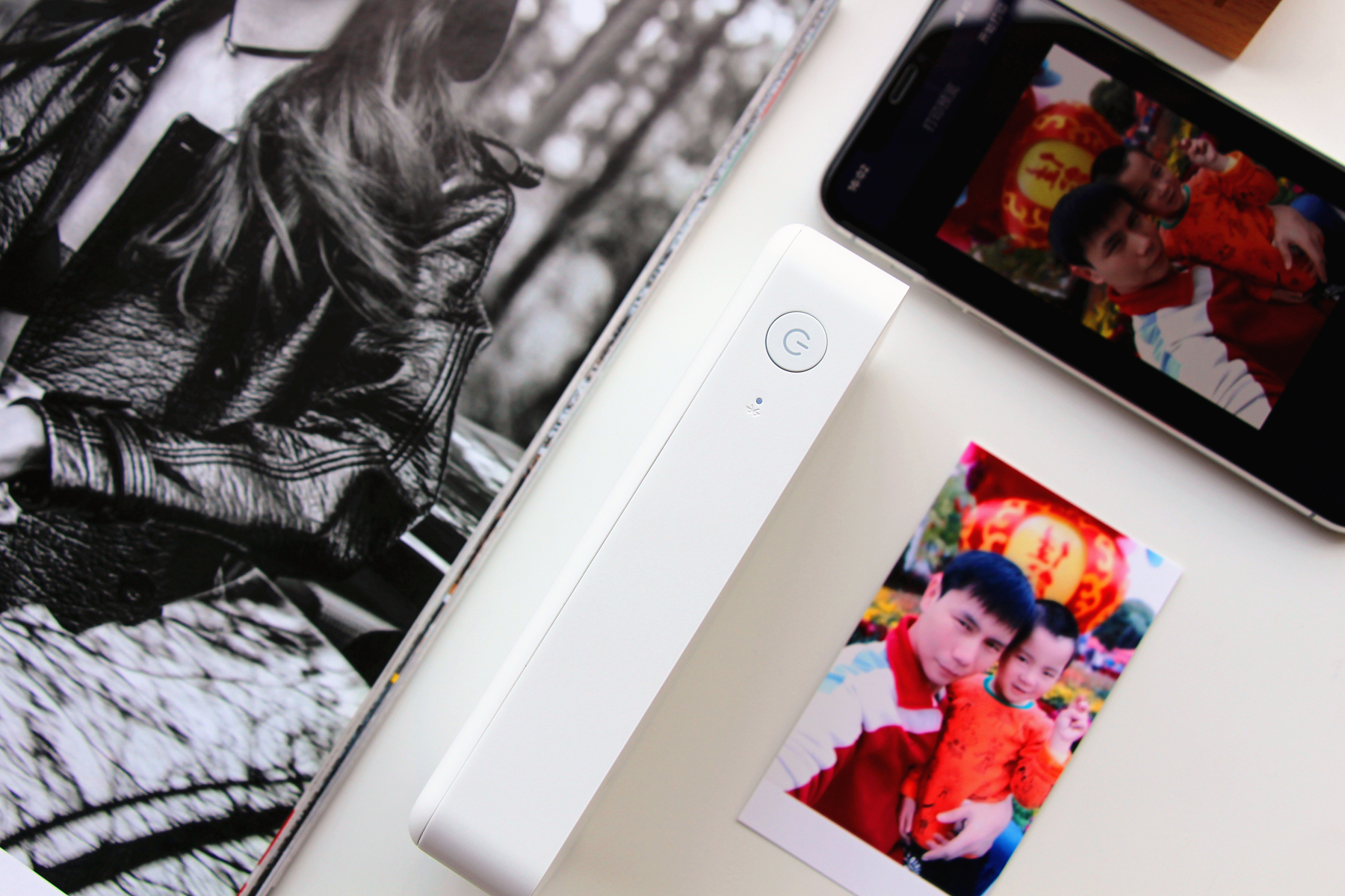 用照片纪念成长难忘时刻，极印手机照片打印机评测