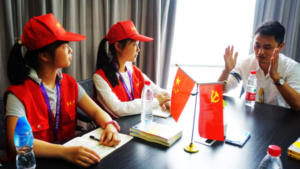 漫画历史陈磊视频,二混子漫画家陈磊