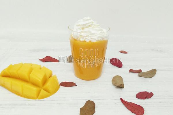 自制奶油饮品奶盖,如何用奶油做奶盖奶茶店