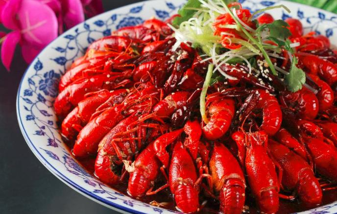 郑州好吃的龙虾推荐,全网最好吃的小龙虾推荐